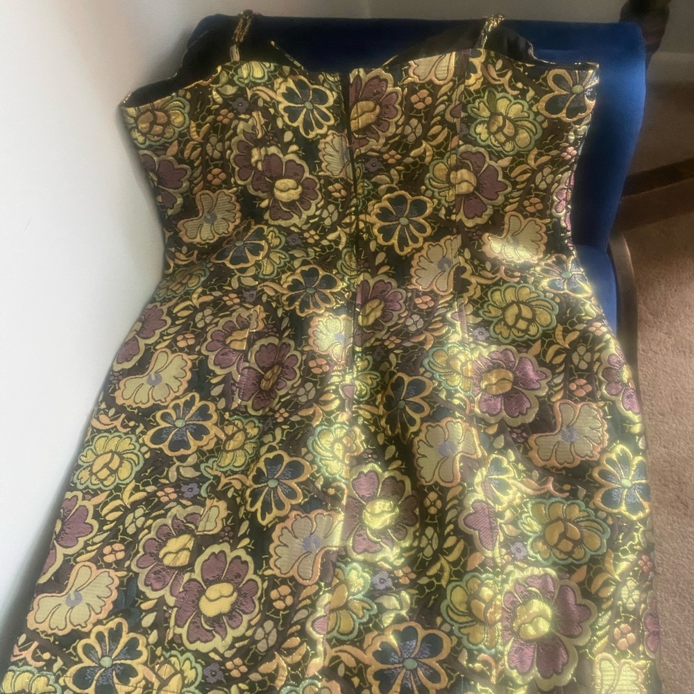 Super down party dress. - Picture 2 of 4